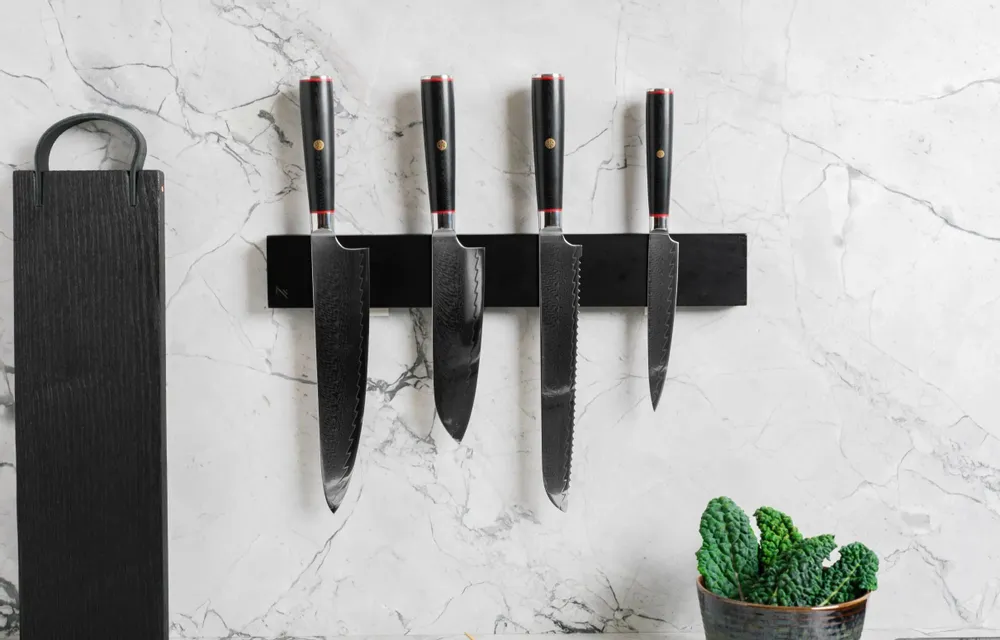 Kitchen utensils - Damascus kitchen knives - STUFF DESIGN