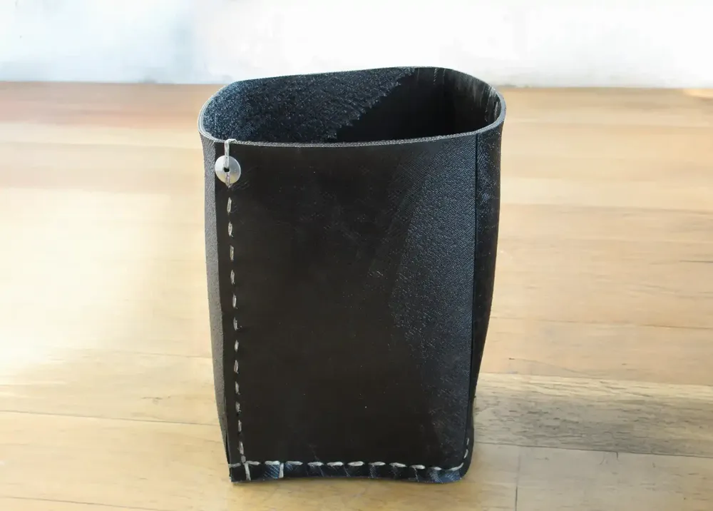 Objets de décoration - Cache-pot en pneu recyclé. - KARAWAN AUTHENTIC