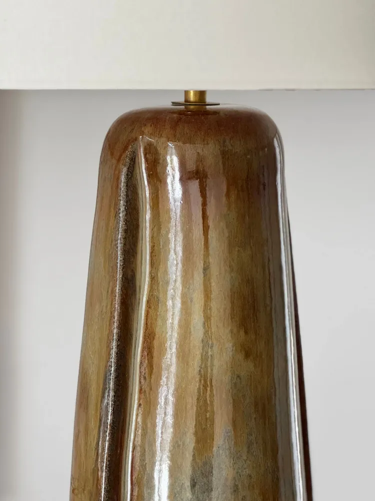 Céramique - Lampe à poser sculpturale conique - FUOCO collection - DI VINCENZO POUJOULA