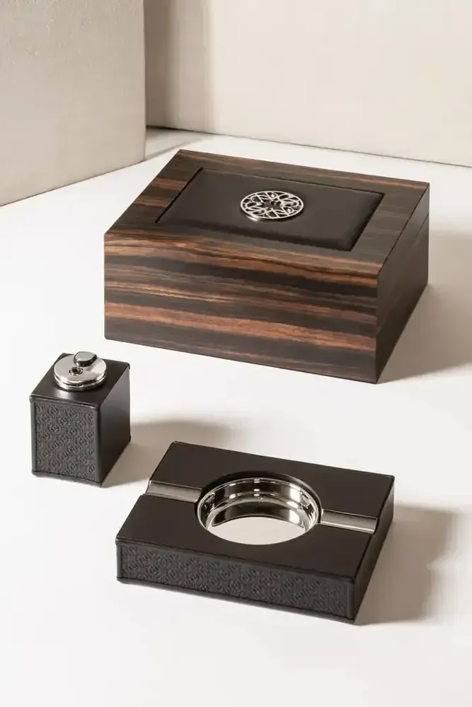 Design objects - ELIE SAAB Maison Monogram Ashtray by Giobagnara in Leather & Polished - ELIE SAAB MAISON