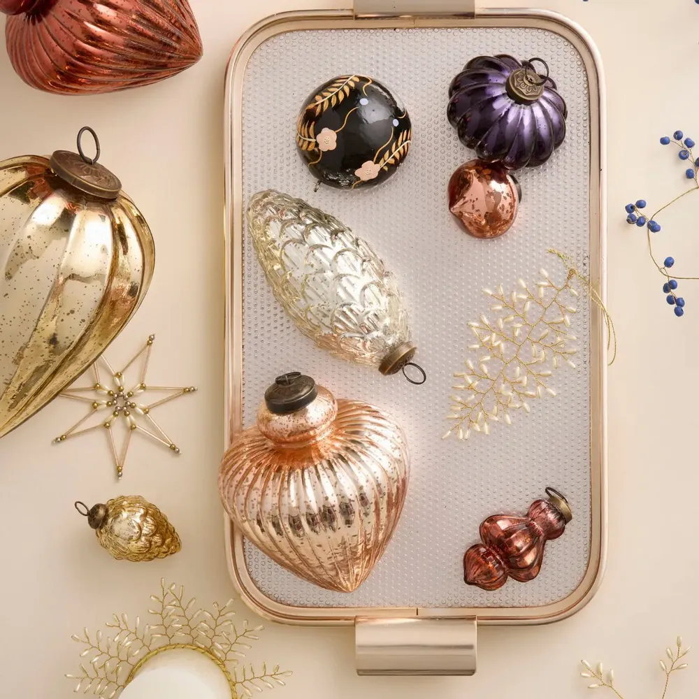 Christmas garlands and baubles - Christmas Decorations - BUNGALOW DENMARK