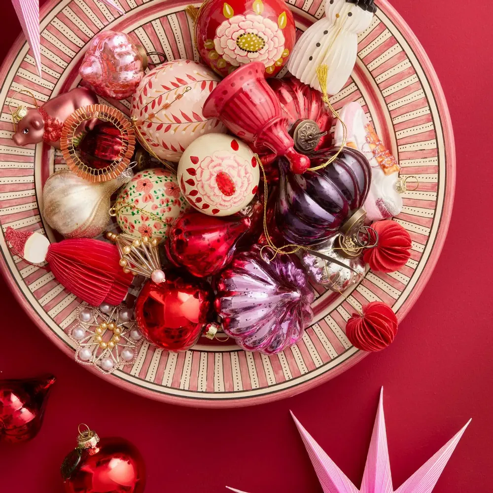Christmas garlands and baubles - Christmas Decorations - BUNGALOW DENMARK