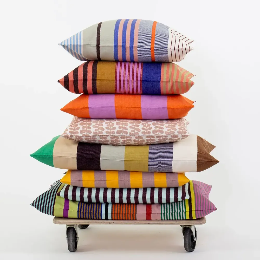 Fabric cushions - Handwoven striped cushions - A WORLD OF CRAFT