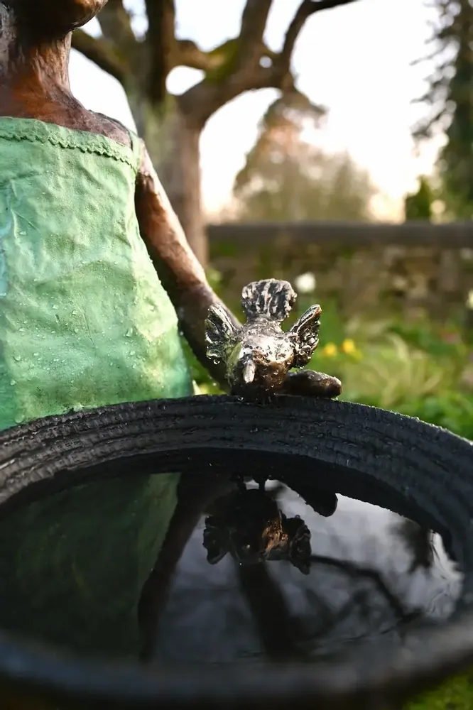 Ornaments - Garden sculpture - DAWN CONN SCULPTURE LIMITED