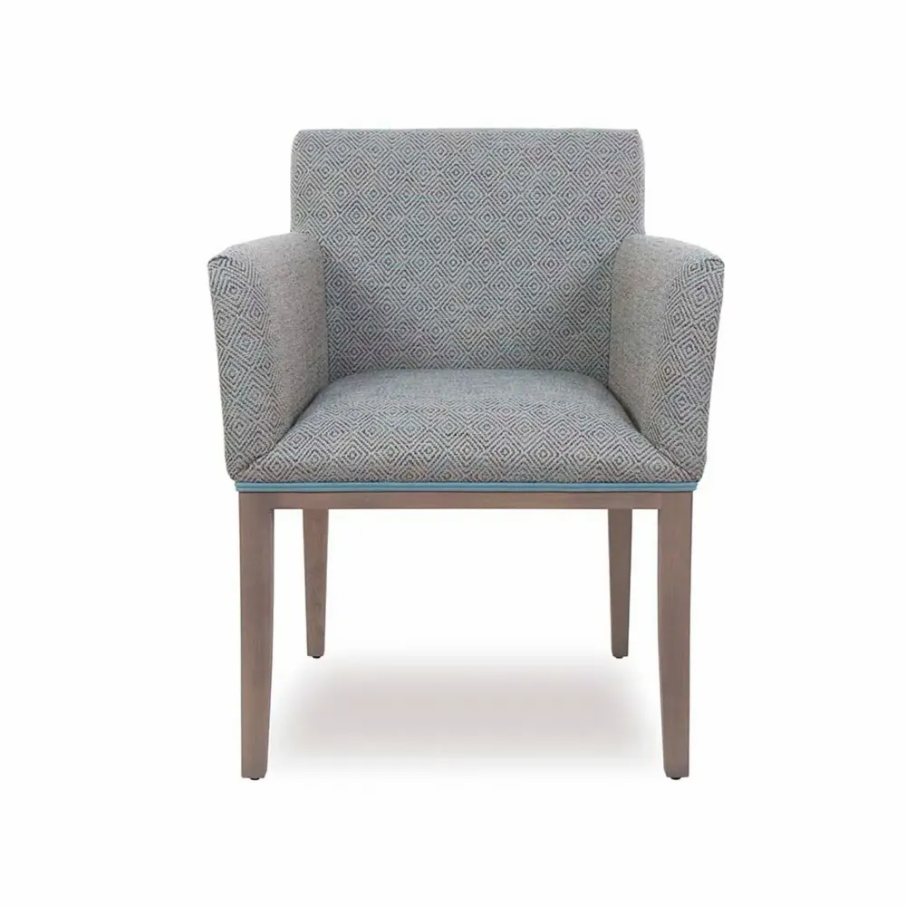 Chairs for hospitalities & contracts - Comodo Essence | Chair - CREARTE COLLECTIONS