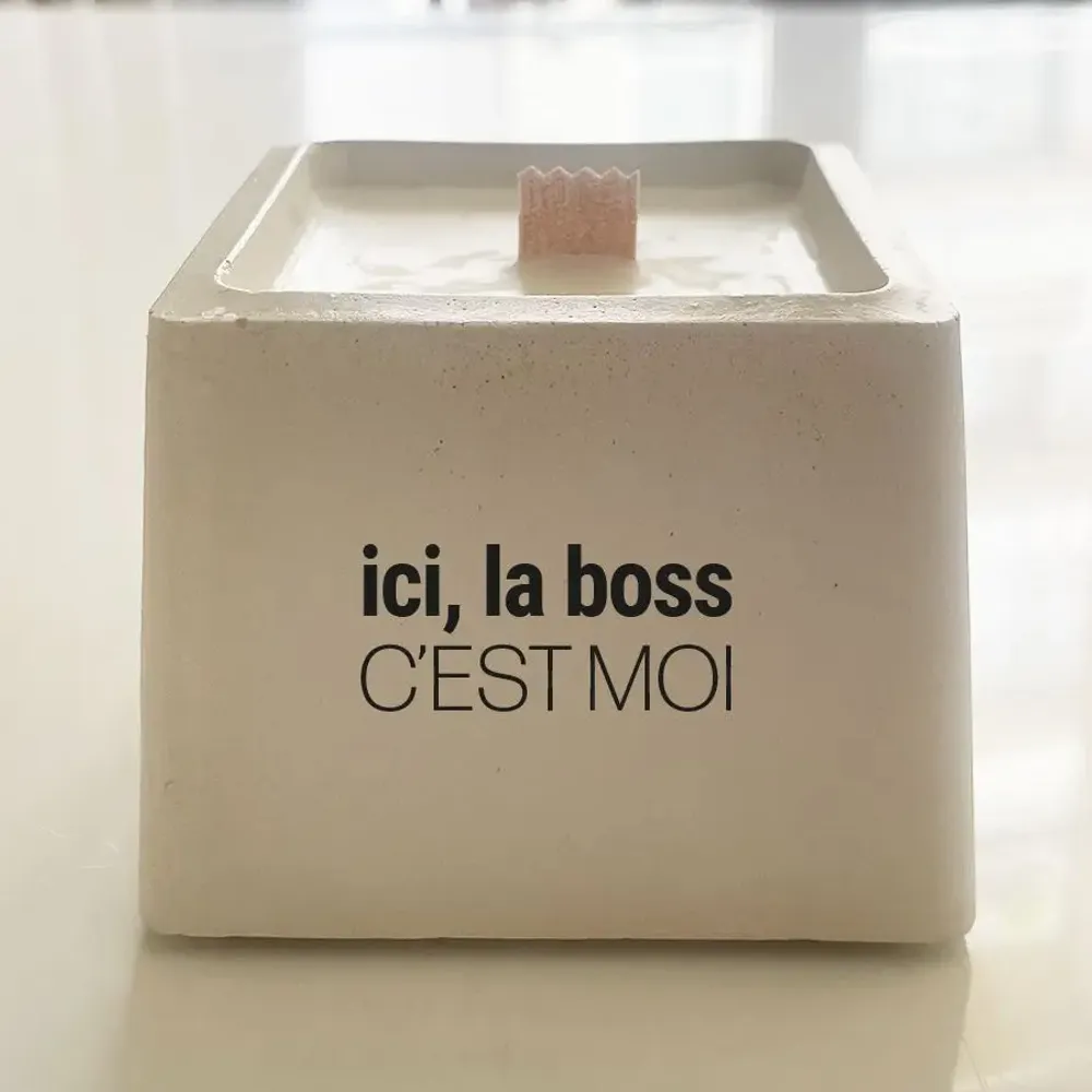 Objets personnalisables - Bougie en béton à message - TOUT EST DIT