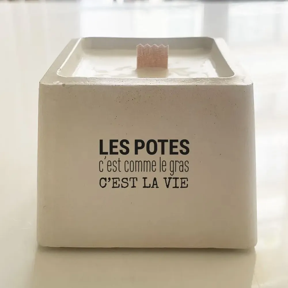 Objets personnalisables - Bougie en béton à message - TOUT EST DIT