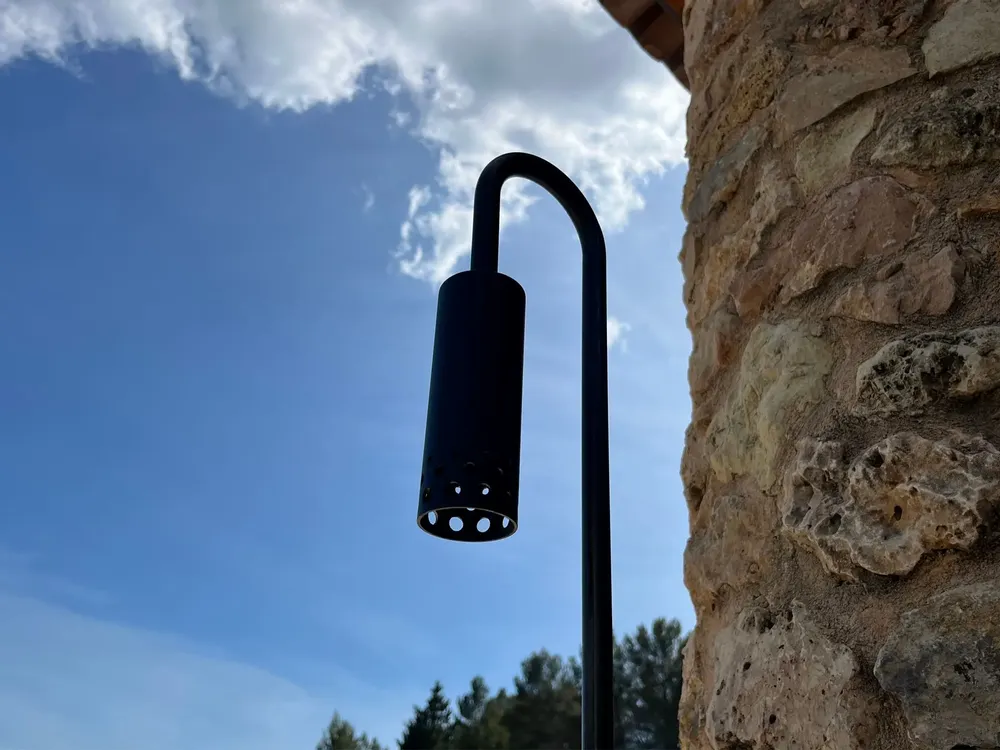 Outdoor floor lamps - ELYXIR LED pathway light - LYX LUMINAIRES