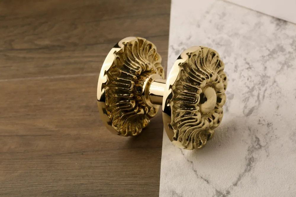 Design objects - Moulded brass landing door knob - LA LAITONNERIE