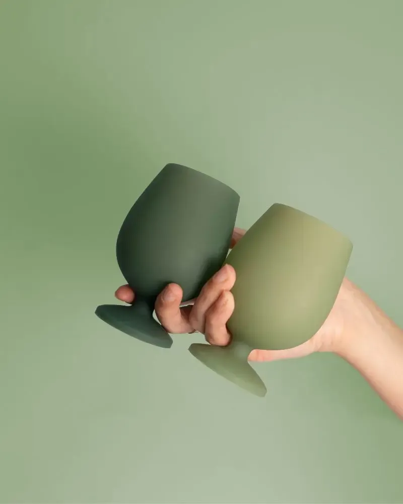 Outdoor pools - STEMM - silicone unbreakable wine glasses - PORTER GREEN