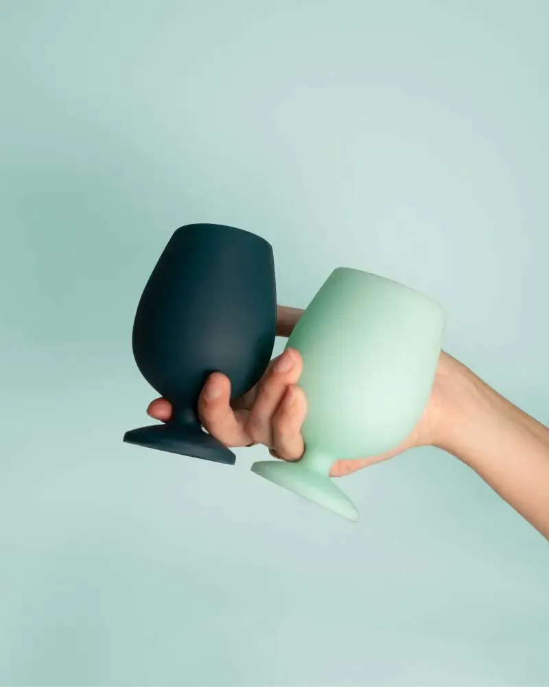 Outdoor pools - STEMM - silicone unbreakable wine glasses - PORTER GREEN