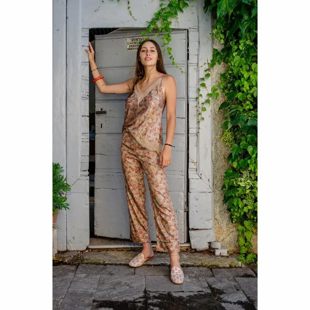 Vêtements de nuit - Des pyjamas uniques en leur genre recyclés pour vêtements de détente - I WAS A SARI