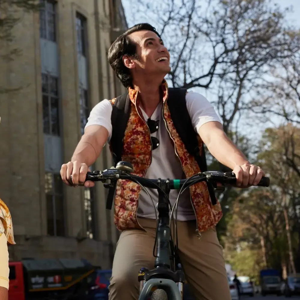 Prêt-à-porter - Des blousons bomber recyclés : uniques en leur genre - I WAS A SARI