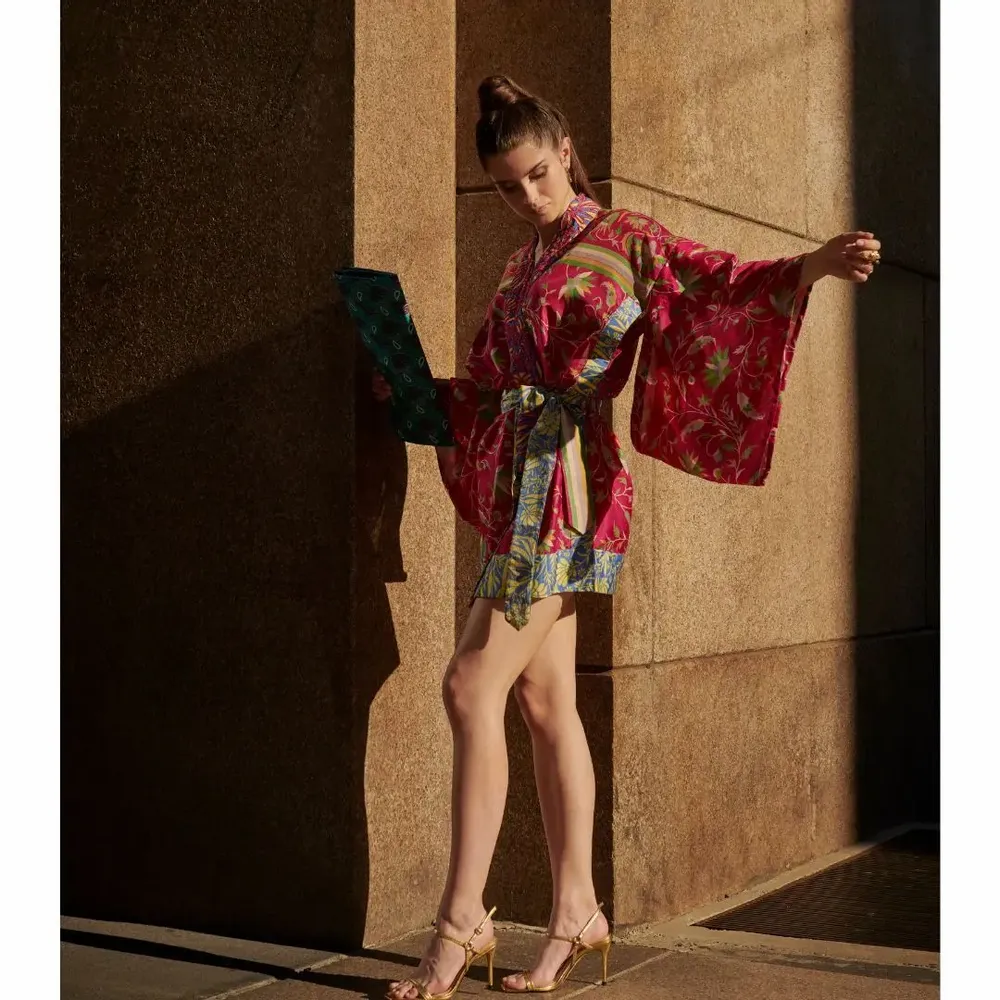 Prêt-à-porter - Kimonos fabriqués à la main à partir de saris d'occasion - I WAS A SARI