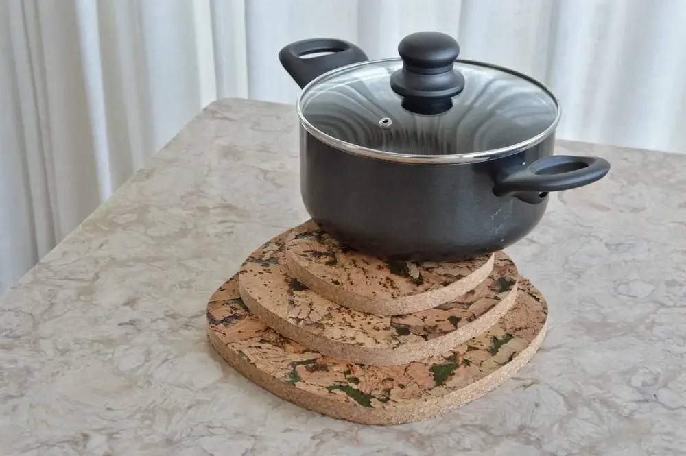Assiettes au quotidien - Hot Pad - Drop Fjord Moss - CORTICEIRA VIKING