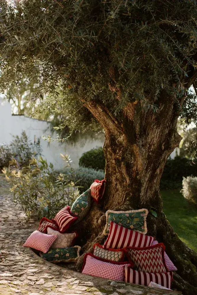 Garden textiles - Cushion Janis Bordeaux & Pink - PALAIS SUSTAINABLE LUXURY