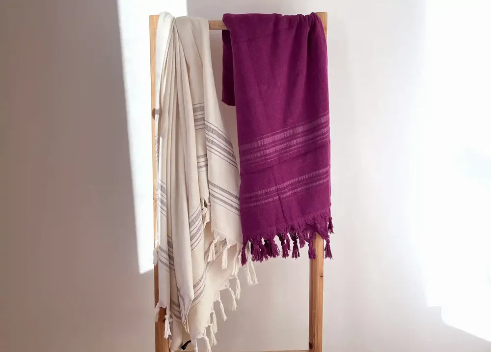 Serviettes de bain - FOUTA EN COTON BIOLOGIQUE - Collection DOLCE - AMETHYST - KARAWAN AUTHENTIC