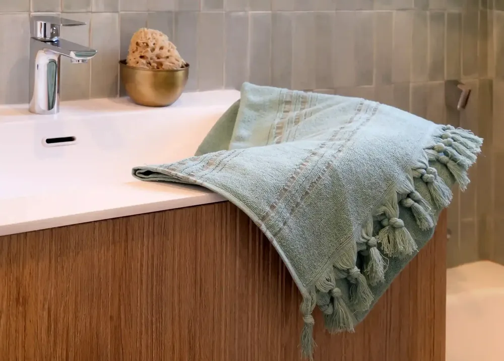 Serviettes de bain - FOUTA EN COTON BIOLOGIQUE - COLLECTION DOLCE - COULEUR JADE - KARAWAN AUTHENTIC