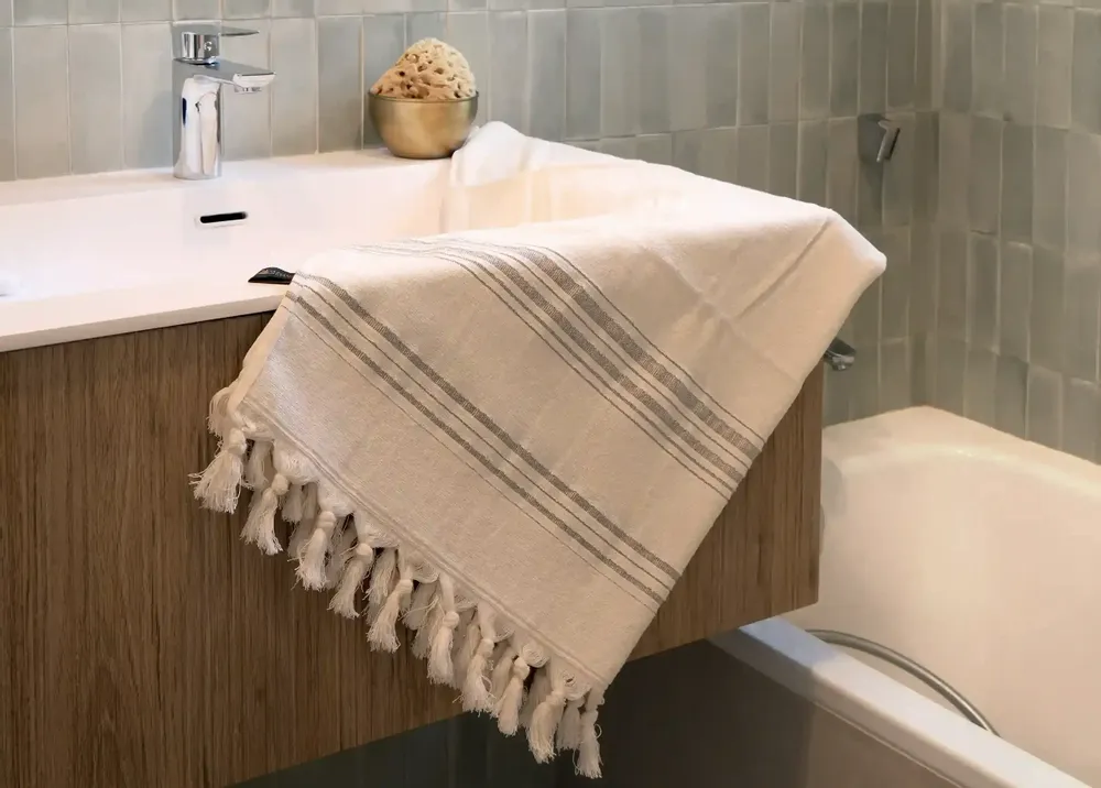 Bath towels - ORGANIC COTTON FOUTA - DOLCE COLLECTION - MOONSTONE COLOR - KARAWAN AUTHENTIC