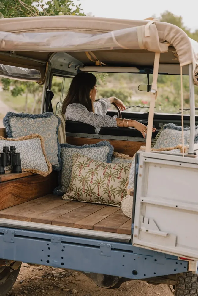 Tissus pour extérieurs - Coussin Mako Ice & Écru - PALAIS SUSTAINABLE LUXURY