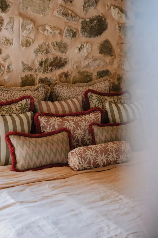 Garden textiles - Double sided cushion Jackie Olive & Ecru x Rosita Olive & Rose - PALAIS SUSTAINABLE LUXURY