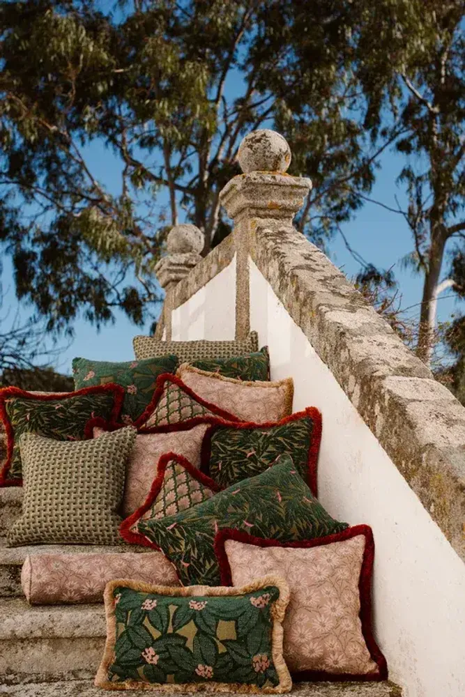 Garden textiles - Double sided cushion Janis Moss & Olive x Michelle Moss & Olive - PALAIS SUSTAINABLE LUXURY