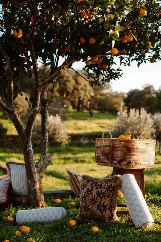 Garden textiles - Double sided cushion Laura Moss & Caramel x Jackie Caramel & Ecru - PALAIS SUSTAINABLE LUXURY