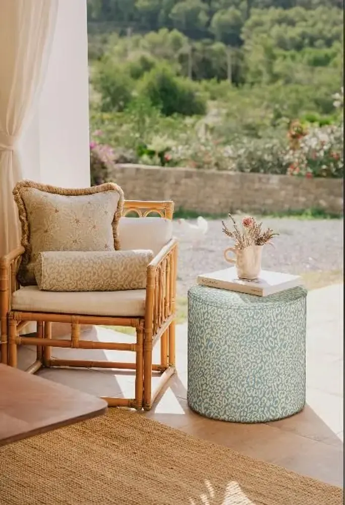 Poufs - Pouf Maya Ice & Écru - PALAIS SUSTAINABLE LUXURY