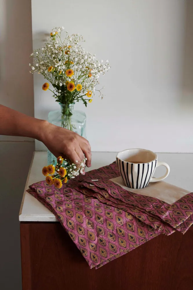 Dessous de plat - Des sets de table recyclés pour la décoration de la table à manger à l - I WAS A SARI