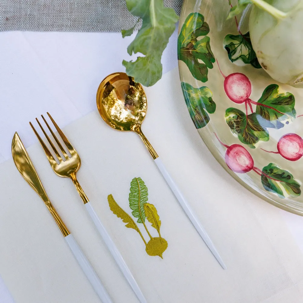Table linen - Set of 4 embroidered napkins. Collection HOME GARDEN - ARTIPARIS