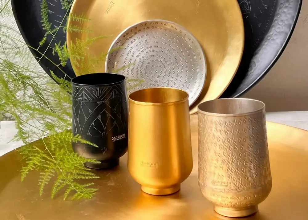 Decorative objects - ETCHED BLACK BRASS GLASS' ARABESK ' - KARAWAN AUTHENTIC