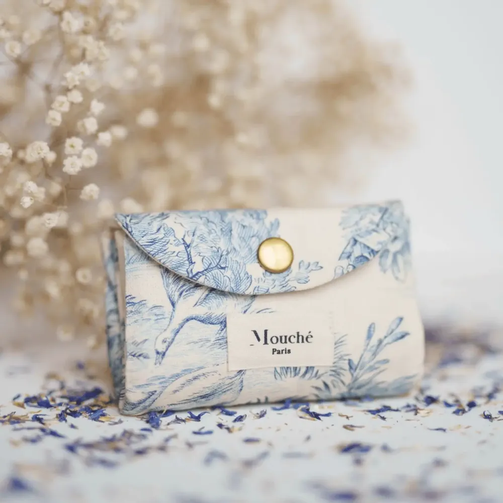 Other bath linens - L'Originale pouch and its 6 tissue handkerchiefs - MOUCHÉ PARIS