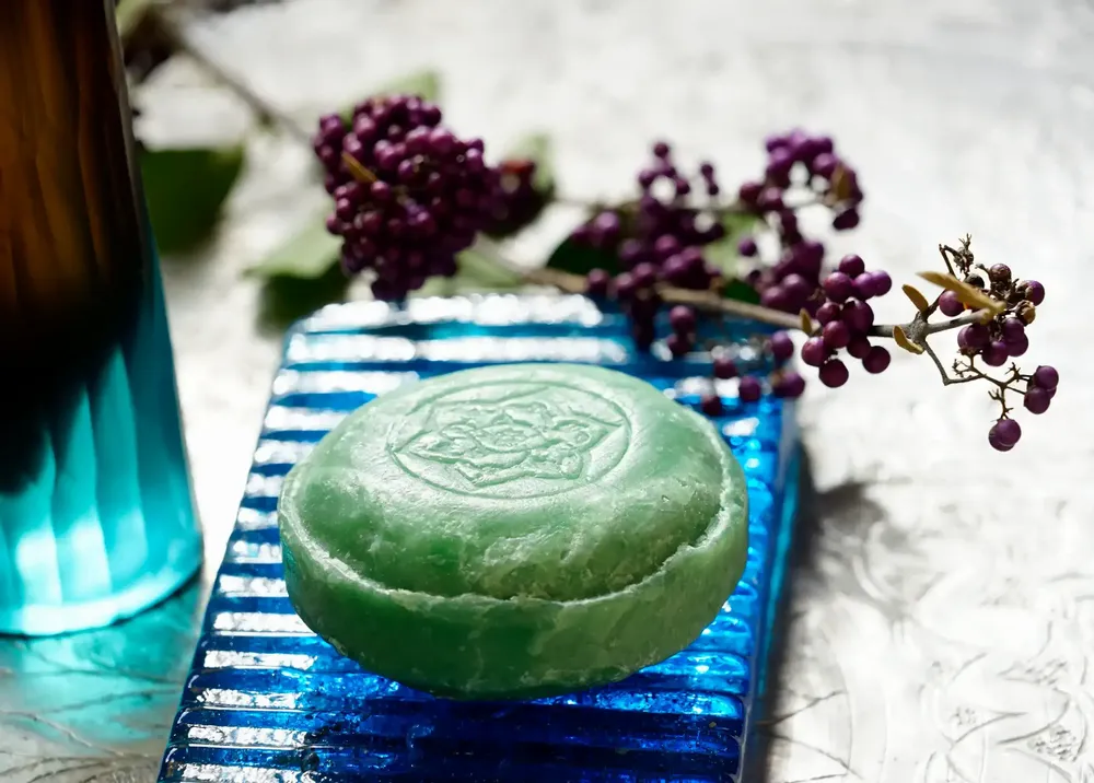 Soaps - AYURVEDIC SOLID SOAP - VETIVER - LARGE FORMAT - KARAWAN AUTHENTIC