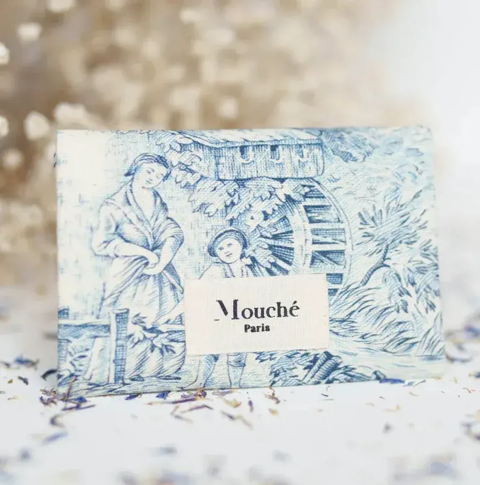 Linens - L'Essentiel pouch and its 2 tissue handkerchiefs - MOUCHÉ PARIS