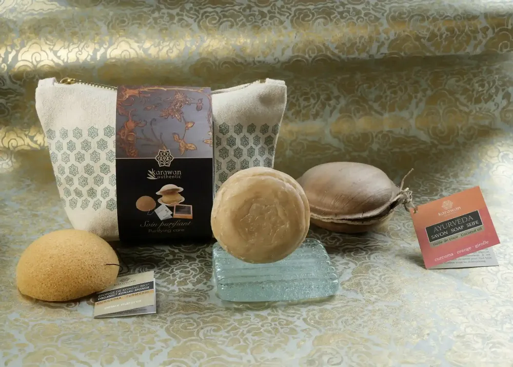 Caskets and boxes - KONJAC AND AYURVEDA WELLNESS GIFT KIT - PURIFYING TREATMENT - KARAWAN AUTHENTIC