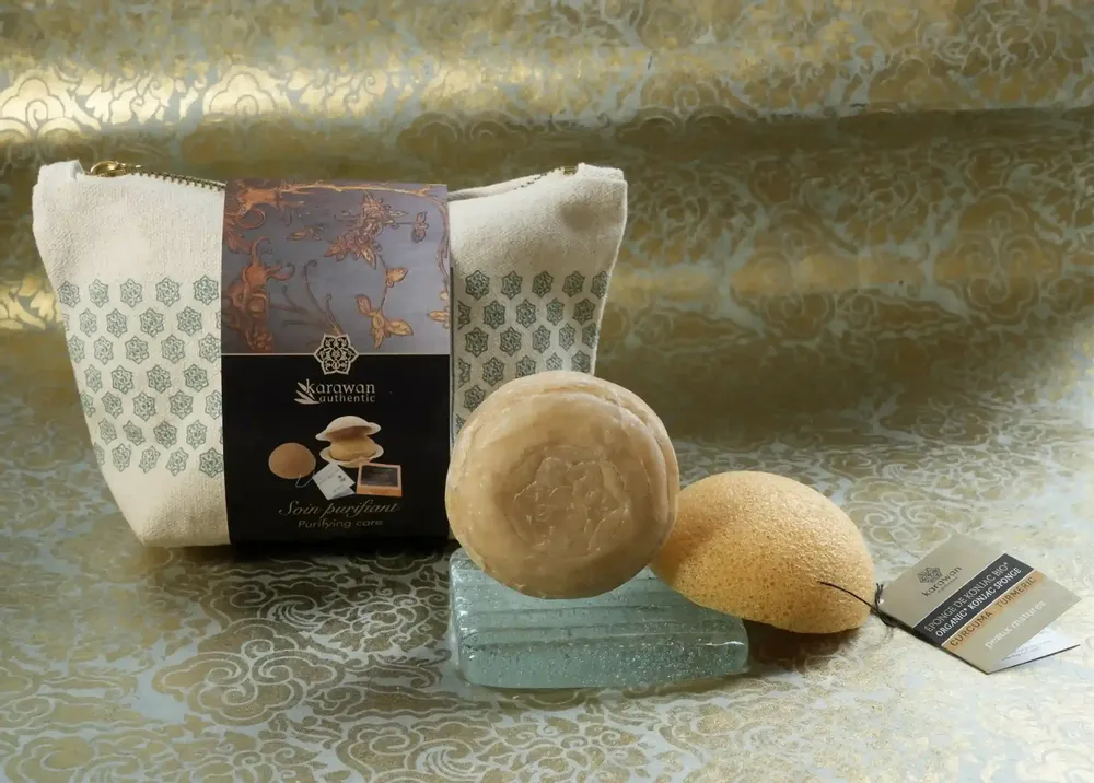 Caskets and boxes - KONJAC AND AYURVEDA WELLNESS GIFT KIT - PURIFYING TREATMENT - KARAWAN AUTHENTIC