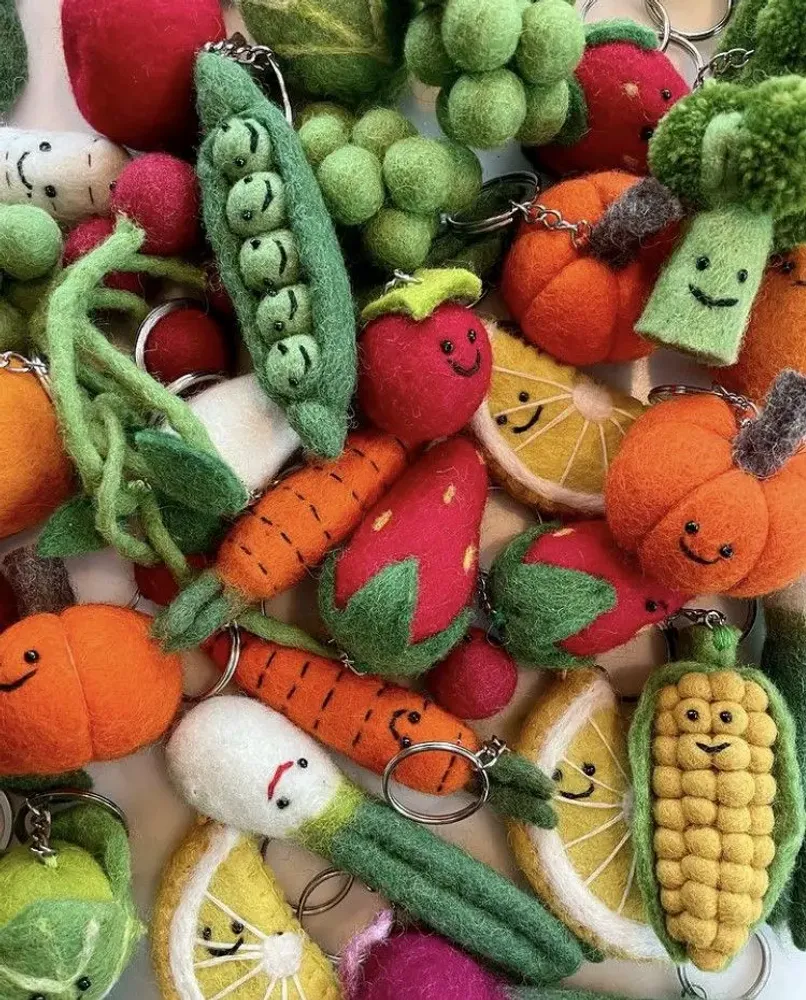 Bags and totes - The cutest fruit and vegetable keychains! - PERSON'ELLE