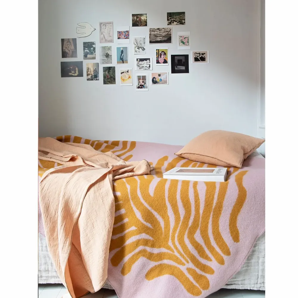 Cushions - Plaids made from lambs wool, linen, and recycled cotton - BRITA SWEDEN