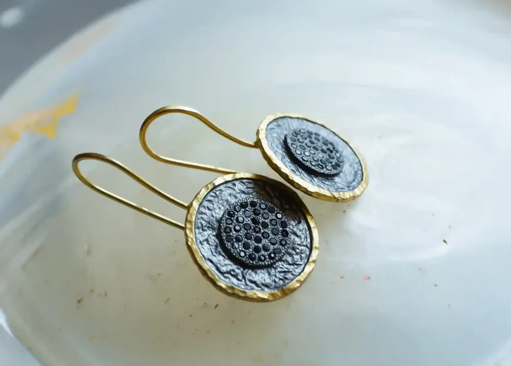 Bijoux - BOUCLES D'OREILLES "NUIT DES TEMPS" - COLLECTION ARKEOS - KARAWAN AUTHENTIC