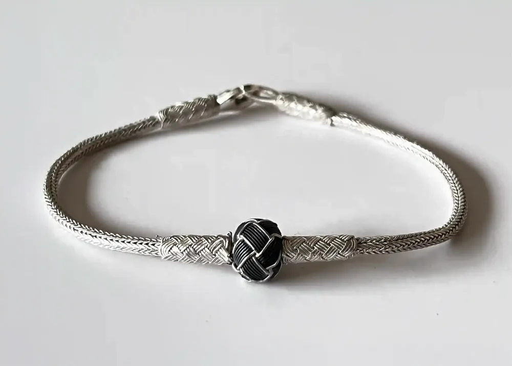 Bracelets - BLACK KNOT BRACELET - SILVER AND OXIDIZED SILVER - HANDMADE - MEN&WOMEN - KARAWAN AUTHENTIC