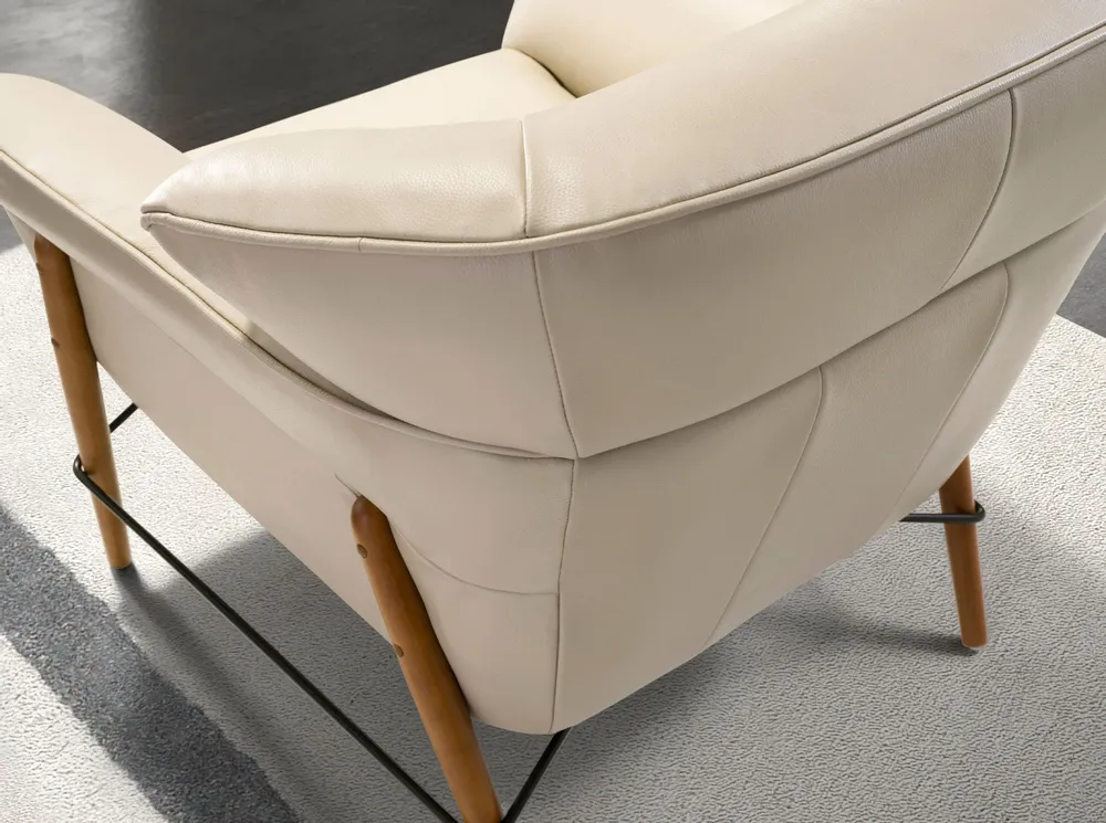 Armchairs - Sand leather armchair - ANGEL CERDÁ