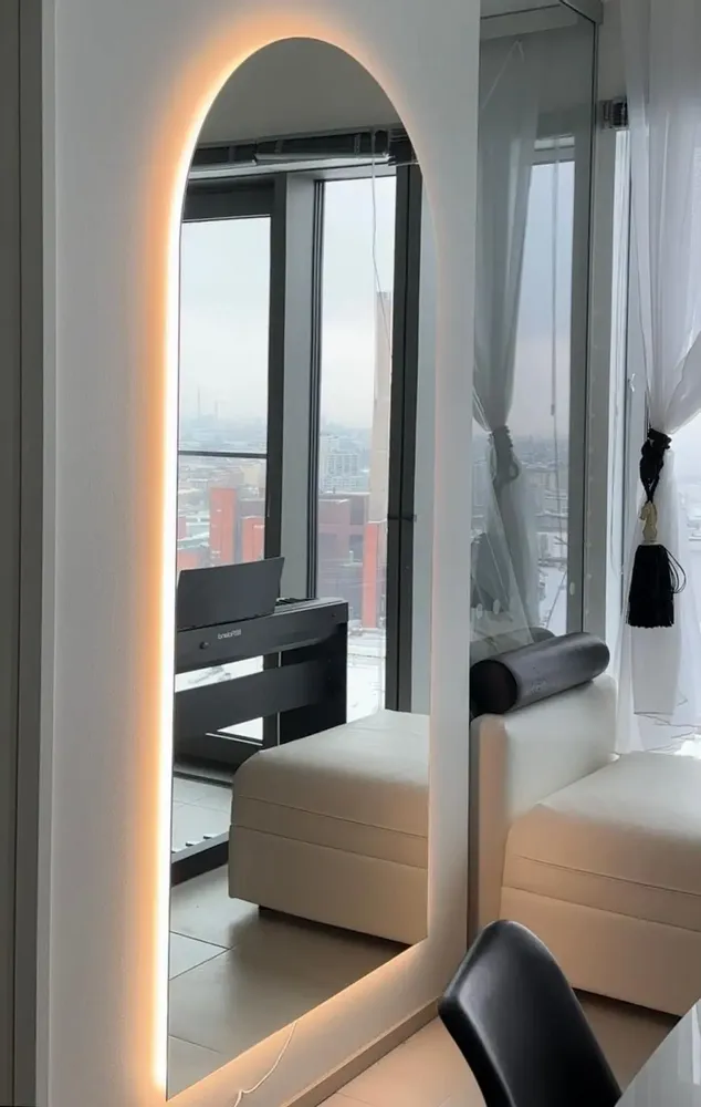 Miroirs - Arch - Miroir pleine longueur avec lumières LED (70x150cm) - SCANDINAVIAN GLASSFACTORY