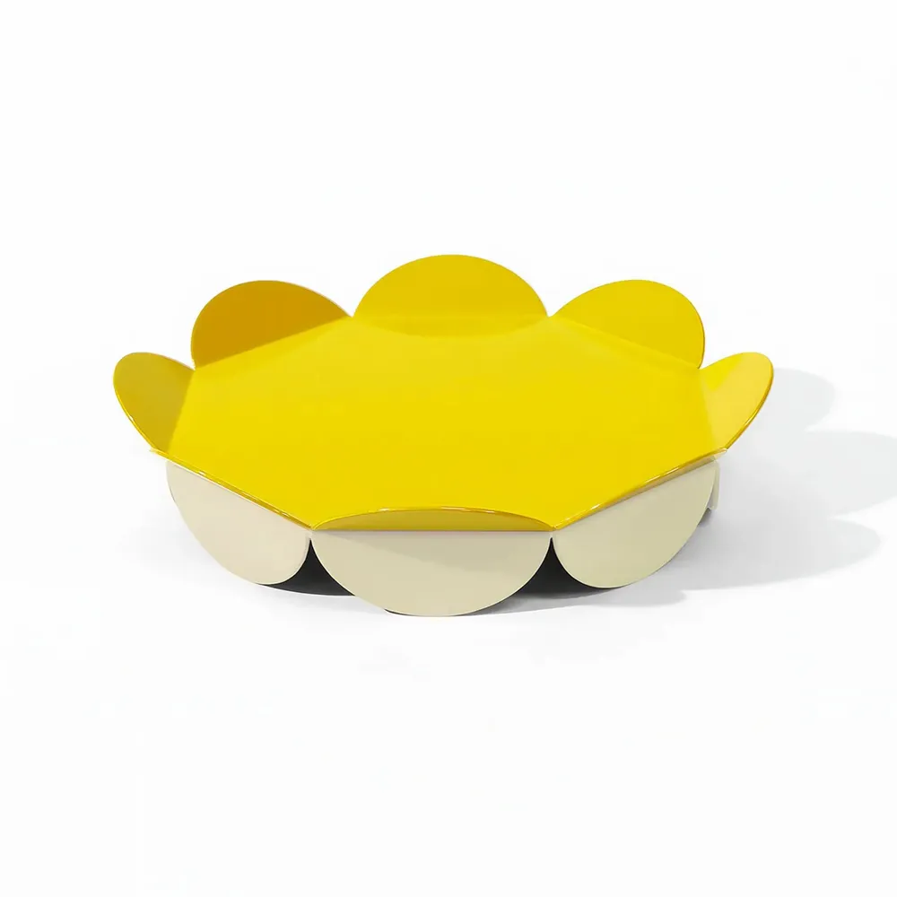 Plats et saladiers - Présentoir Fleur L – Centre de table sculptural en métal - ISUWA