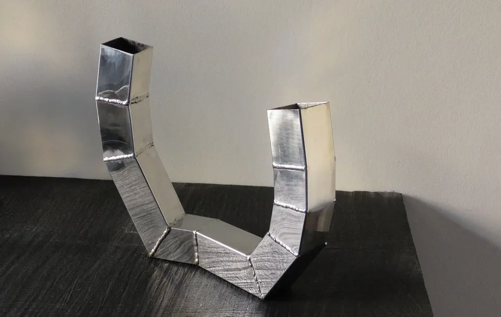 Vases - "Huǒ" - IRONY ELEMENTS