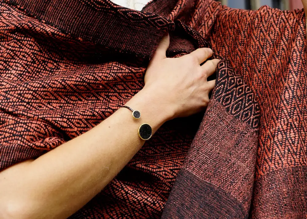 Foulards et écharpes - ETOLE EN SOIE ERI "ESHANI" ARGILE - KARAWAN AUTHENTIC