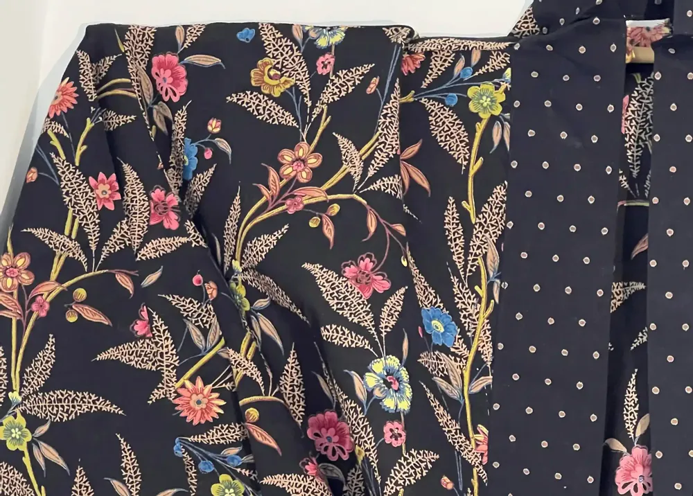 Apparel - BLACK FLOWER KIMONO - KARAWAN AUTHENTIC