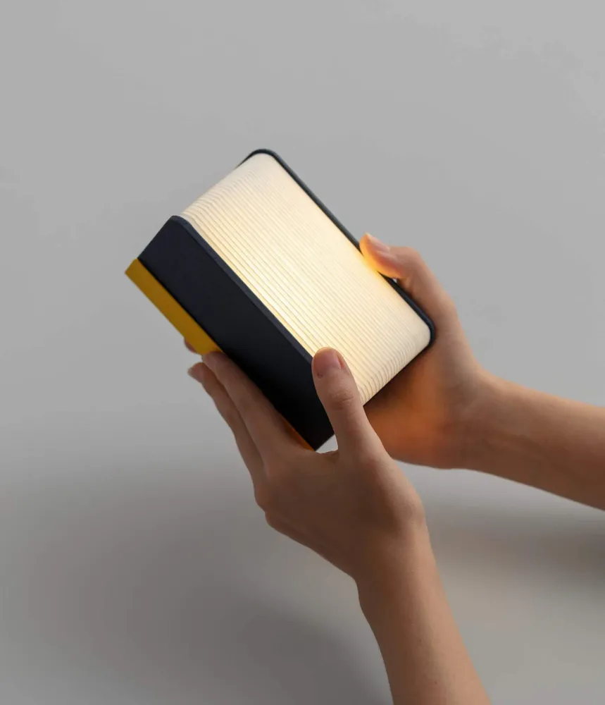 Lampes sans fil - Lampe Lito Mini Book jaune/bleu marine - LUMIO