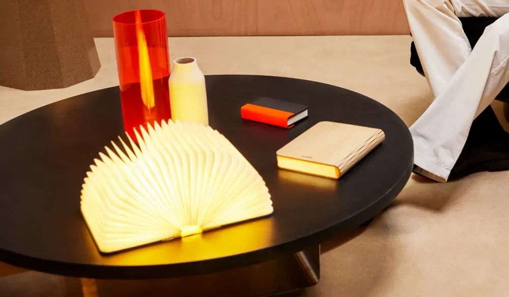 Lampes sans fil - Lampe Lito Mini Book jaune/bleu marine - LUMIO