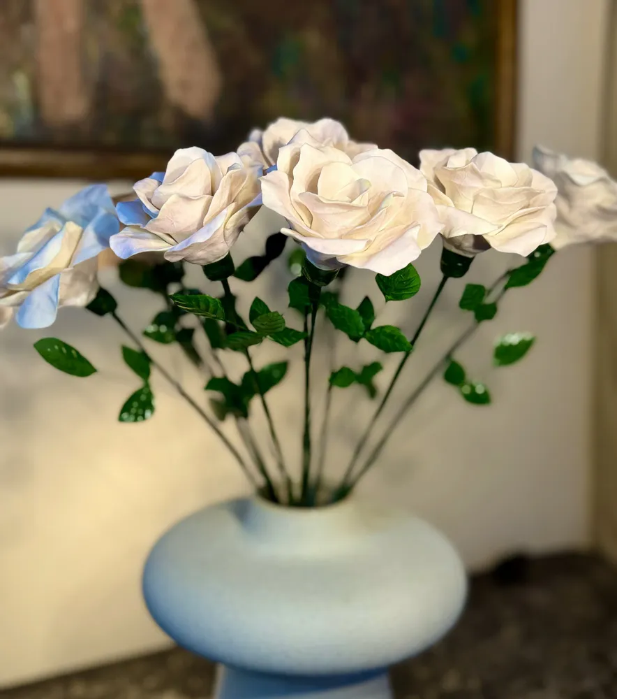 Céramique - Grande rose en porcelaine - FLEURIR L AVENIR