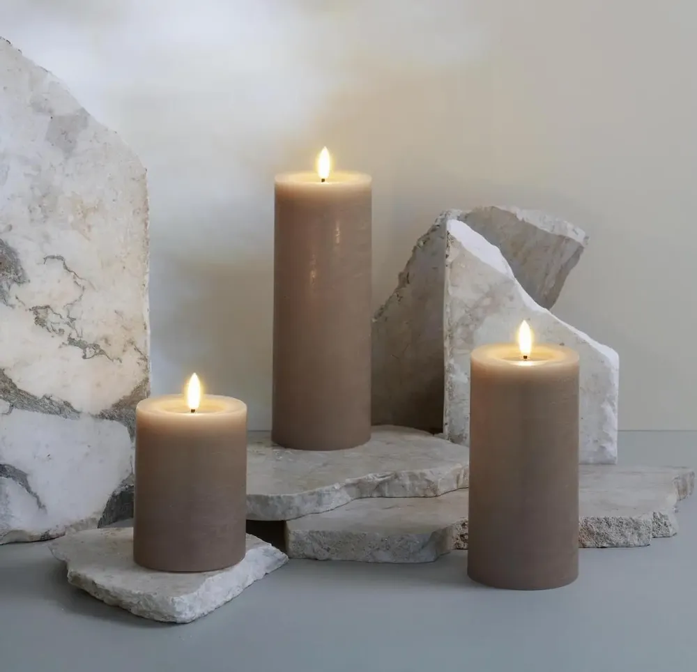 Éclairage LED - Basic Colours Melted Pillar Candles Rock - MOODS & MORE
